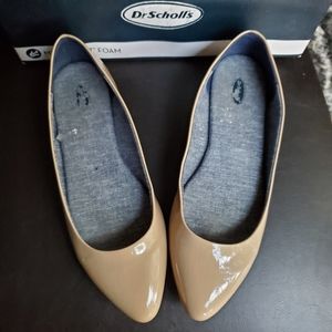 Dr. Scholl's Patent Tan Flats
